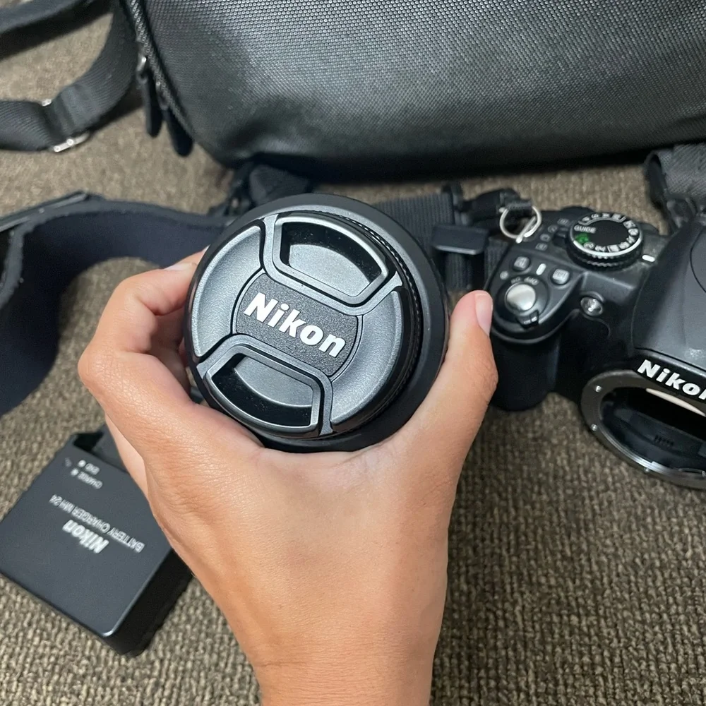 NIKON D3100
